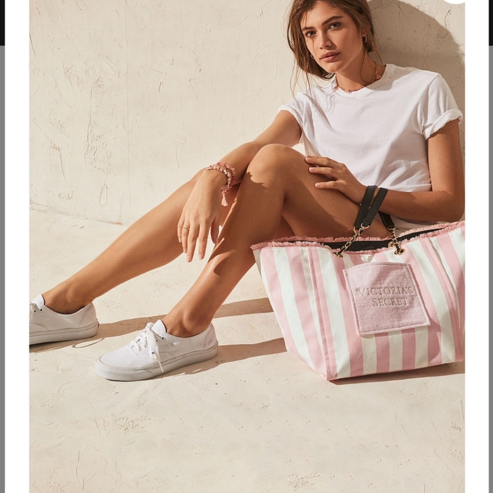 NWT VS peach Beach tote